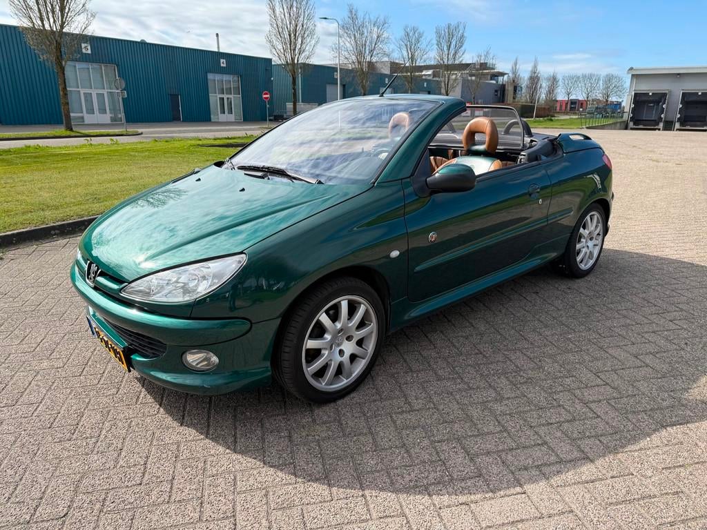 Peugeot 206 CC 1.6-16V Roland Garros, Auto's, Voorwielaandrijving, Gebruikt, 4 cilinders, Cabriolet