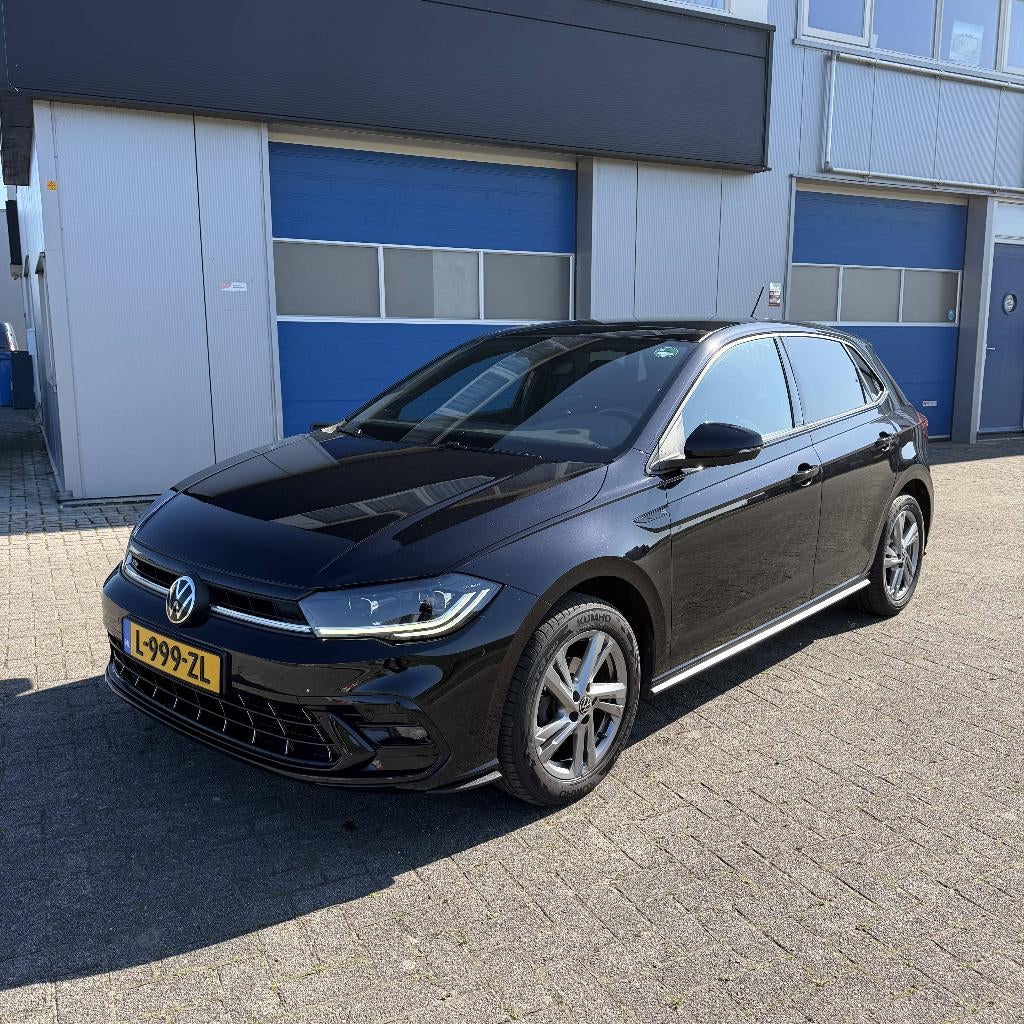 VW Polo TSI 1.0 DSG - R-line - IQ - Pano - Cam - Dealerond., Auto's, Zwart, 95 pk, 1104 kg, Origineel Nederlands