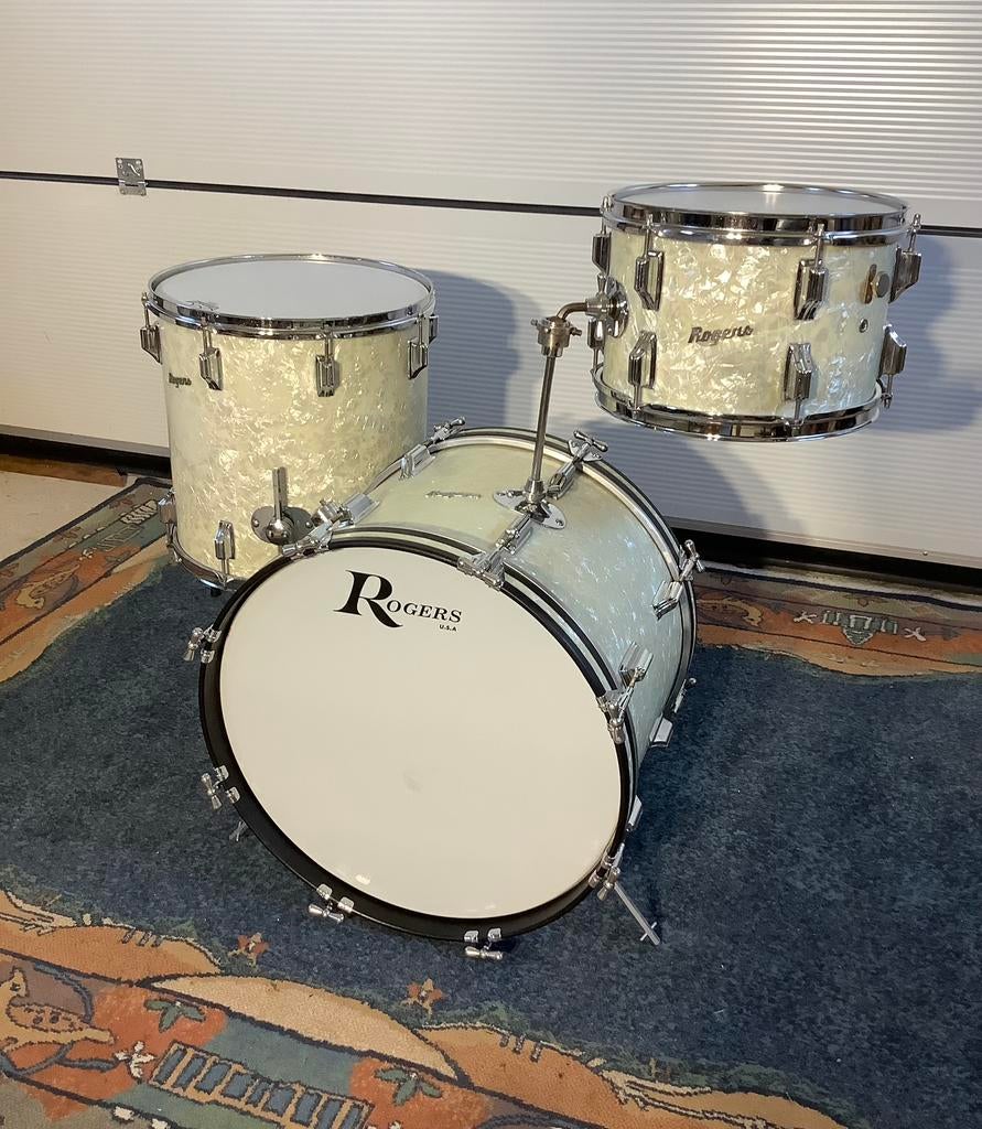 Rogers Holiday, vintage 60’s drumkit, Muziek en Instrumenten, Drumstellen en Slagwerk, Ophalen, Zo goed als nieuw