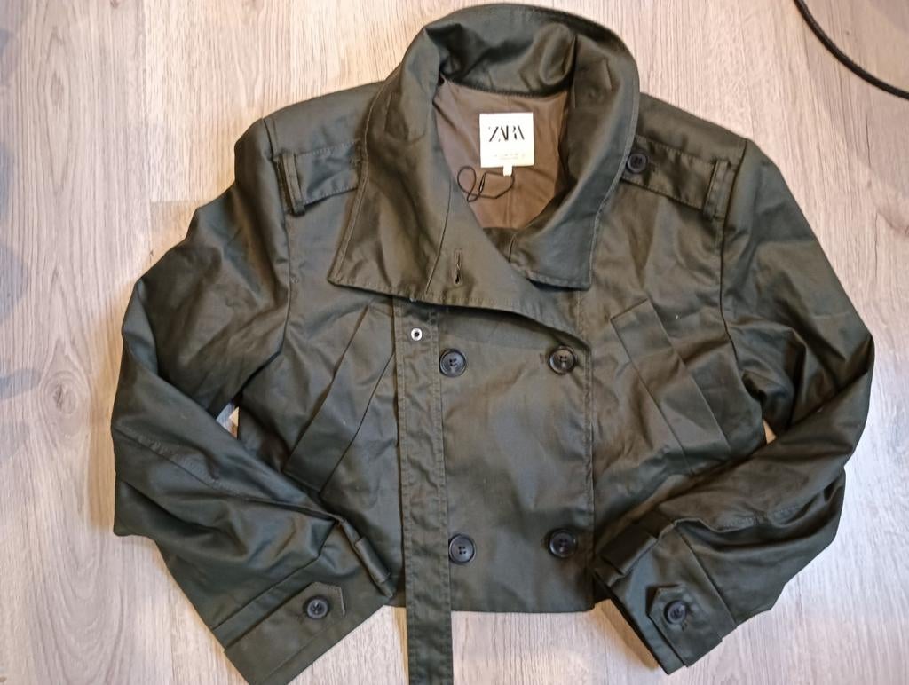 Tekoop leuk kort zomer jasje water dicht komt van Zara is Ni, Kleding | Dames, Jassen | Zomer, Zara, Nieuw, Ophalen of Verzenden