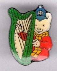 Rupert Bear speelt op harp koper PIN ( BLAD4_421 ), Verzenden, Nieuw, Figuurtje, Speldje of Pin