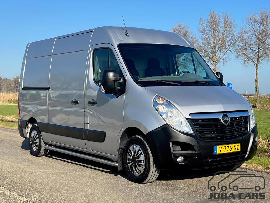 Opel Movano 2.3 CDTI 146 pk L2/H2 Bestel 2018 124.340 Km, Auto's, Bestelauto's, Voorwielaandrijving, Stof, Gebruikt, 2500 kg
