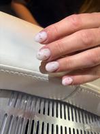 Beautiful nails, Komt aan huis, Nagels lakken