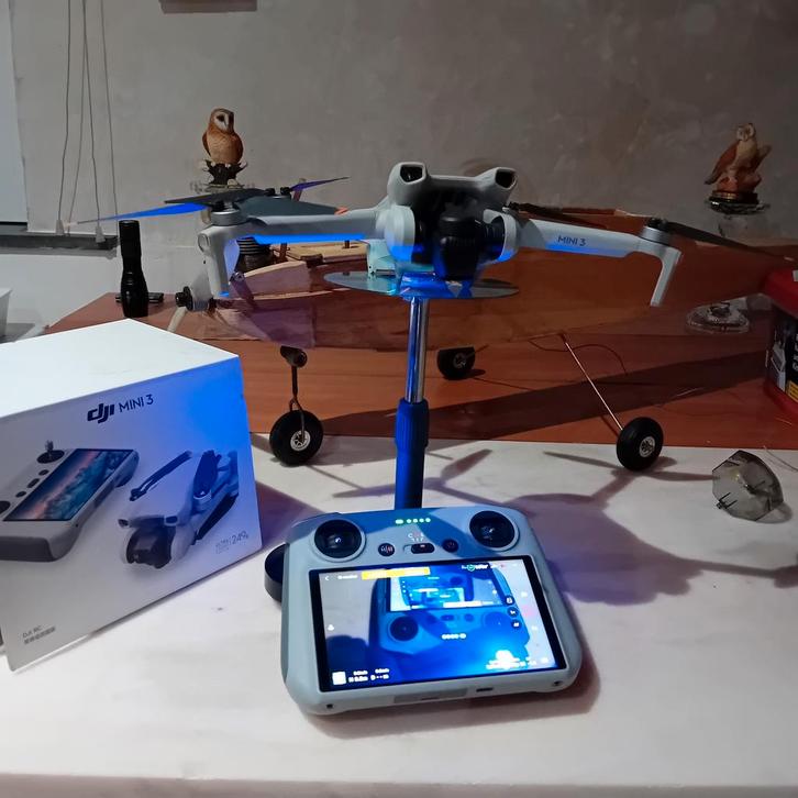 Drone dji 3 mini, Hobby en Vrije tijd, Modelbouw | Radiografisch | Helikopters en Quadcopters, Zo goed als nieuw, Ophalen of Verzenden