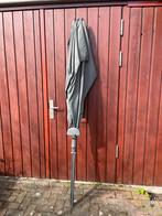 Madison Halve parasol - Ideaal voor tegen een muur of balkon, Tuin en Terras, Parasols, Ophalen, Zo goed als nieuw, 1 tot 2 meter