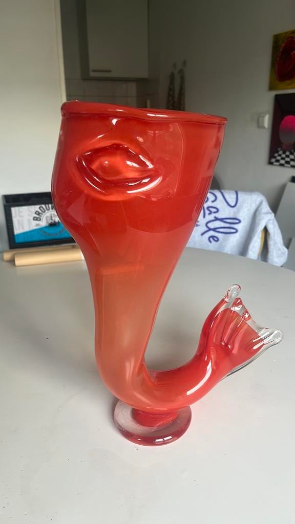 Designer vaas in visvorm - Uniek rood glas, Antiek en Kunst, Antiek | Vazen, Ophalen