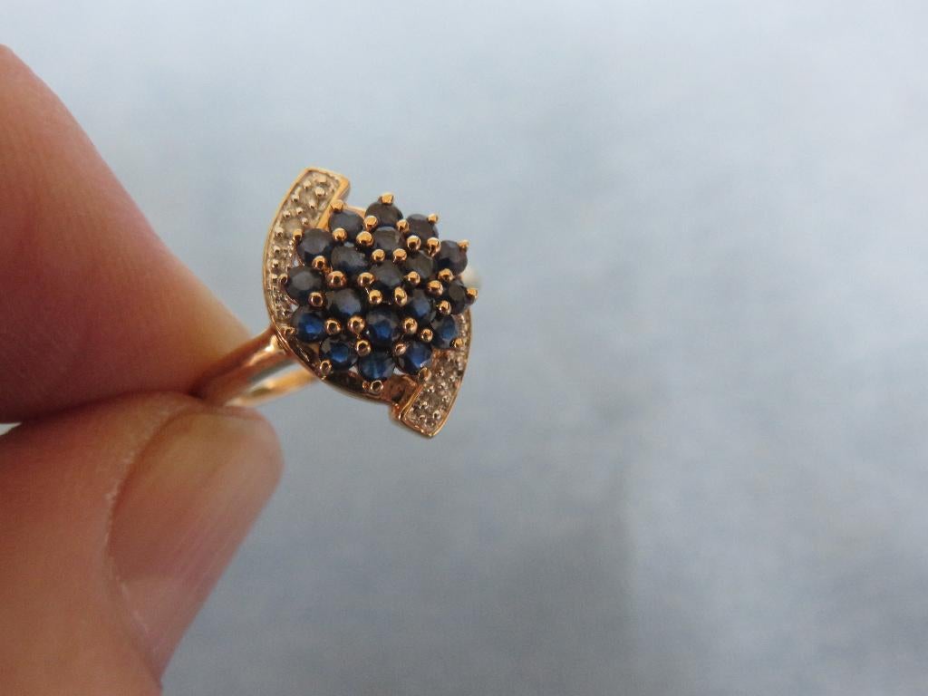 Ring met o.a. saffier stenen in 9 karaat goud - 20e eeuw, 18 tot 19, Ophalen of Verzenden, Zo goed als nieuw, Dame of Heer