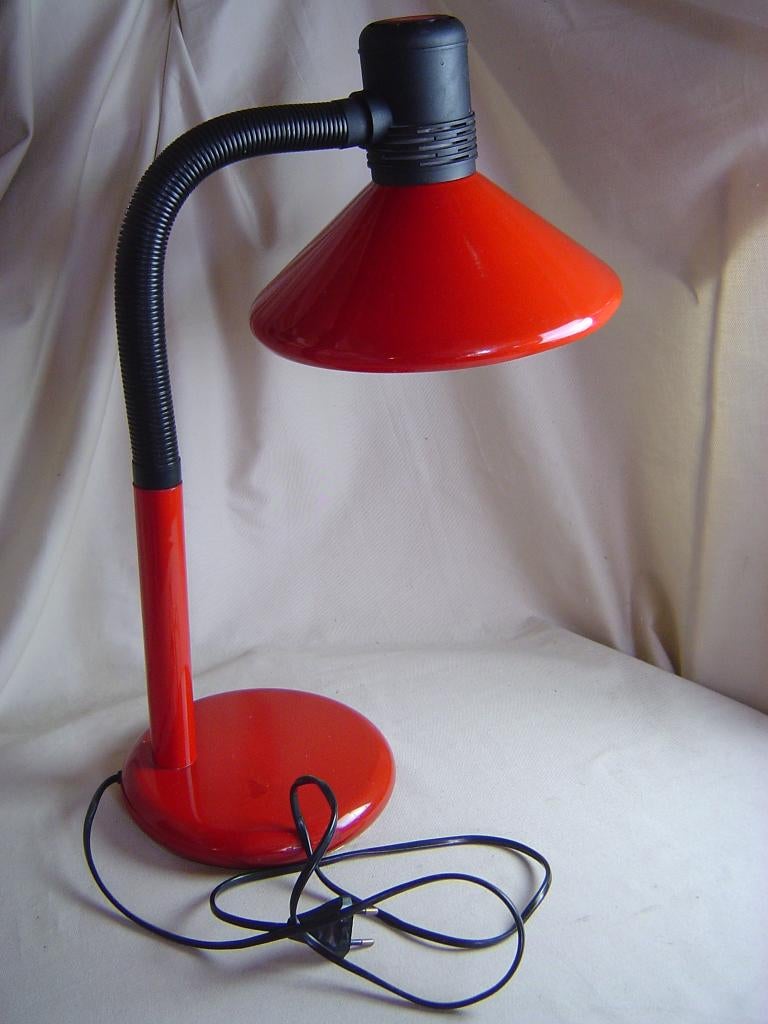 Vintage rode metalen bureaulamp Massive jaren 80, Gebruikt, Jaren 80, Ophalen of Verzenden, Minder dan 50 cm
