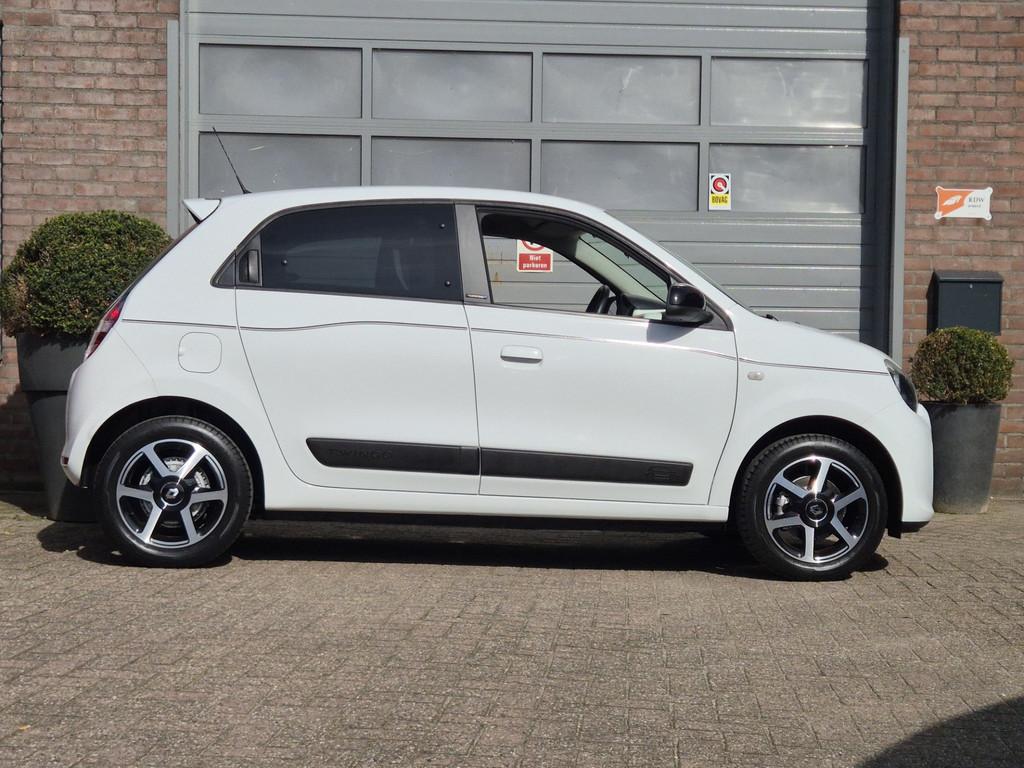 Renault Twingo 1.0 SCe Limited Airco / lm velgen. (bj 2017), Auto's, Gebruikt, 840 kg, 4 stoelen, Wit