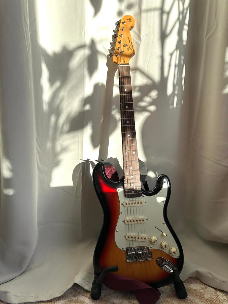 Elektrische gitaar SX sunburst, Muziek en Instrumenten, Snaarinstrumenten | Gitaren | Elektrisch, Ophalen of Verzenden, Nieuw