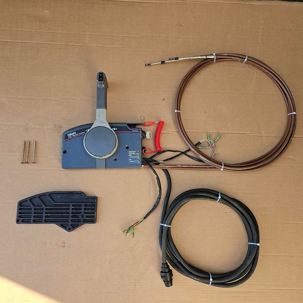 Yamaha 703 afstandsbediening 10 pins kabel powertrim + gas, Ophalen of Verzenden