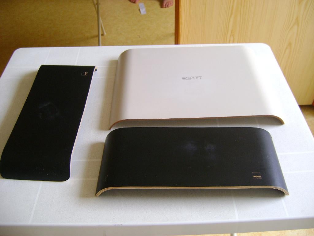 home desigh plankjes 2zwart 36x15x4h en1witte 40x27x4,5 ikea, Hout, Zwart, Ophalen of Verzenden, Zo goed als nieuw