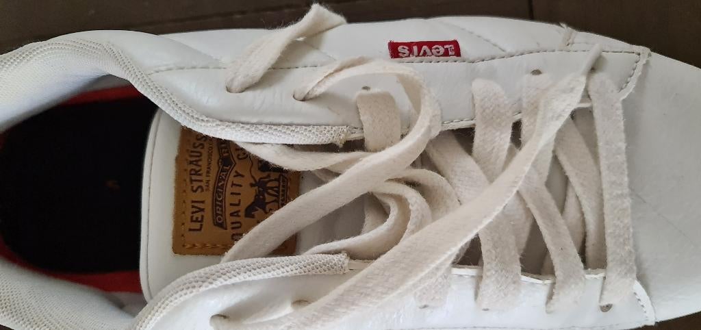 Levi's heren sneaker wit maat 45, Wit, Ophalen of Verzenden, Sneakers of Gympen, Gedragen