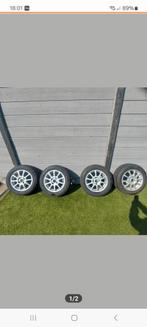 Volvo v40 wielen 185 55 15 goodyear, Ophalen, Gebruikt