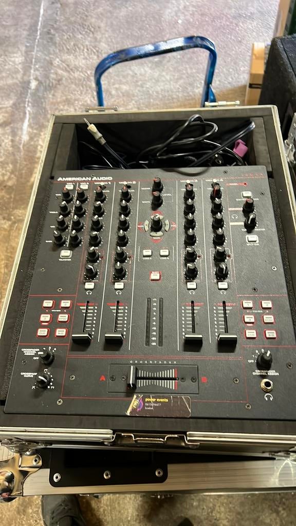 American audio mixer, Muziek en Instrumenten, Ophalen, Zo goed als nieuw