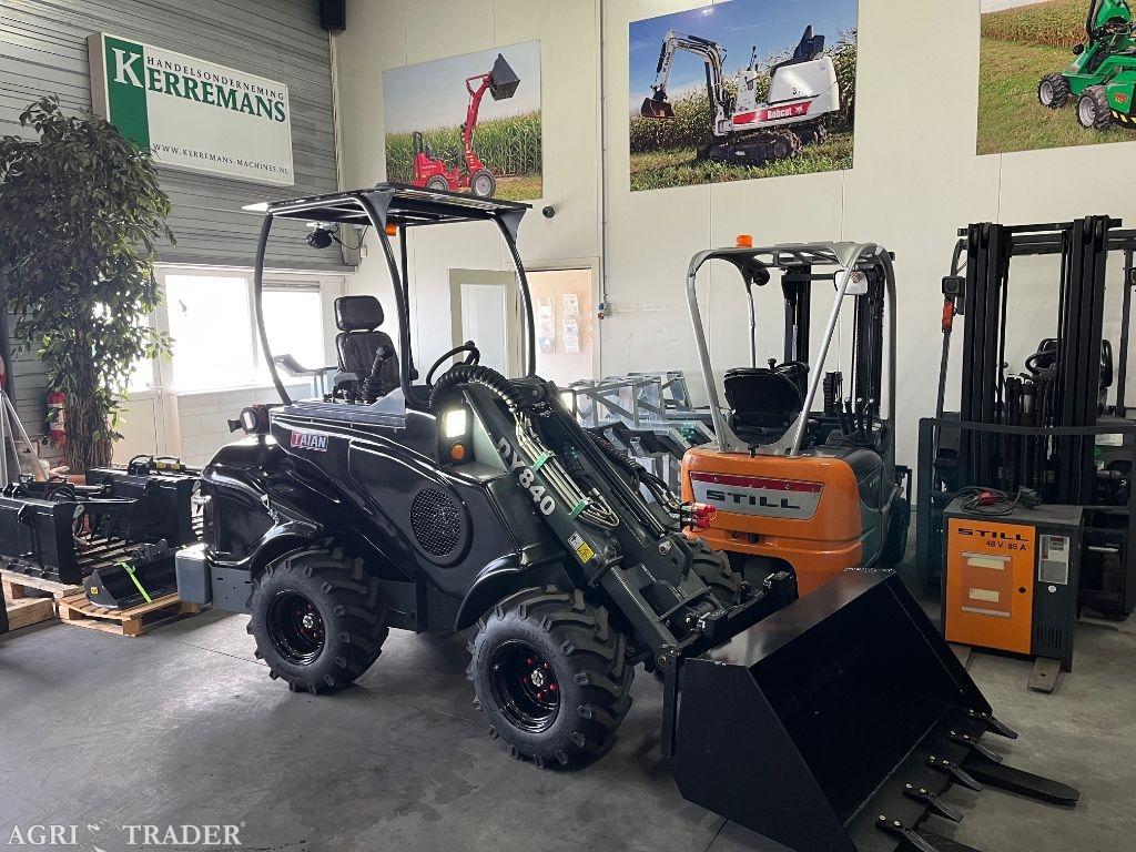 Nieuwe TAIAN DY840 minishovel/kniklader met 4 cil KUBOTA, -, Niet opgegeven, Ophalen of Verzenden, Niet opgegeven