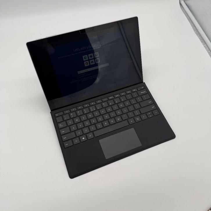 Microsoft Surface Pro 5 - 256GB - Intel Core i5 - 8GB RAM, Computers en Software, Windows Tablets, Zo goed als nieuw, 12 inch
