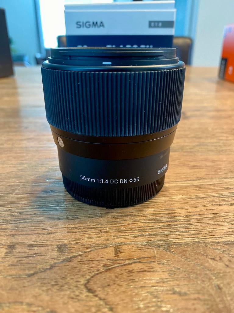 Sigma 56mm 1.4 DC DN voor Sony, Audio, Tv en Foto, Fotografie | Lenzen en Objectieven, Ophalen, Zo goed als nieuw, Telelens