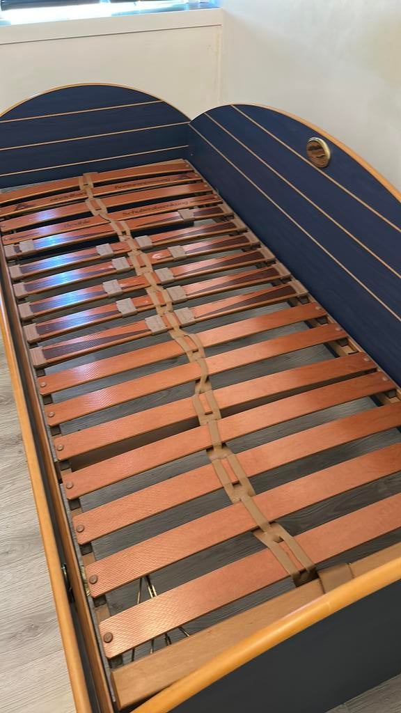 Eenpersoons verstelbaarbed beide kanten gratis ophalen, Ophalen, 90 cm, Eenpersoons, Zo goed als nieuw