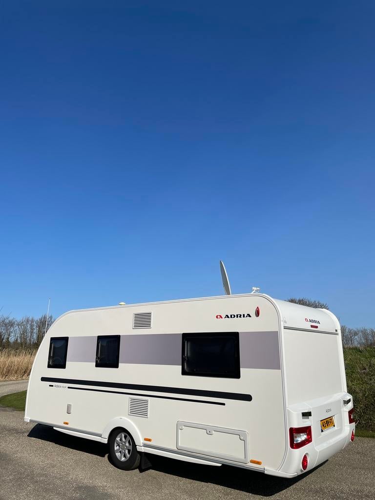 Adria Adora 512UP, Rondzit, Particulier, Adria, Lengtebed
