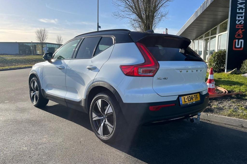 Volvo XC40 1.5 T5 Recharge R-Design | TREKHAAK | PANO | ADAP, Auto's, Volvo, Wit, Bedrijf, Hybride Elektrisch/Benzine, 3 cilinders
