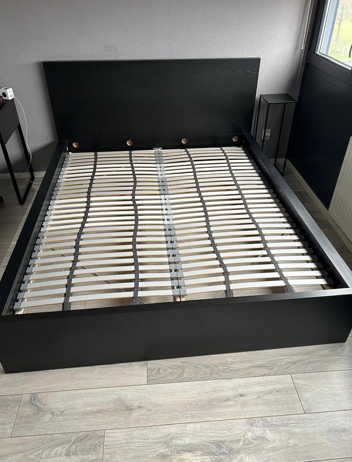 IKEA bedframe 160x200 met lattenbodems – goede staat, Huis en Inrichting, Slaapkamer | Bedden, Zo goed als nieuw, Tweepersoons