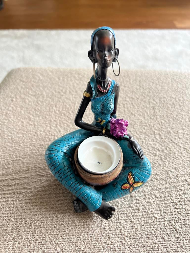 Kandelaar in de vorm van een zittende vrouw, Ophalen of Verzenden, Zo goed als nieuw