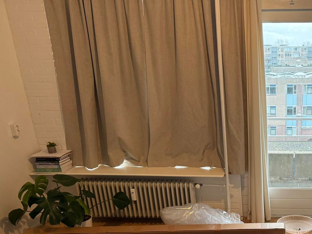 JYSK Beige blackout curtain / Gordijnen, Huis en Inrichting, Ophalen, Zo goed als nieuw, Beige, 200 cm of meer