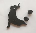 Slayer zeer mooie show no mercy shaped pin badge speld n4, Verzenden, Nieuw, Overige typen