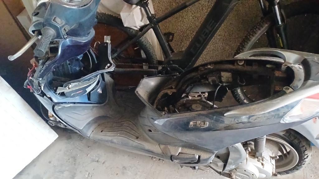 Piaggio Fly Frame - Compleet met kenteken, Fietsen en Brommers, Ophalen of Verzenden