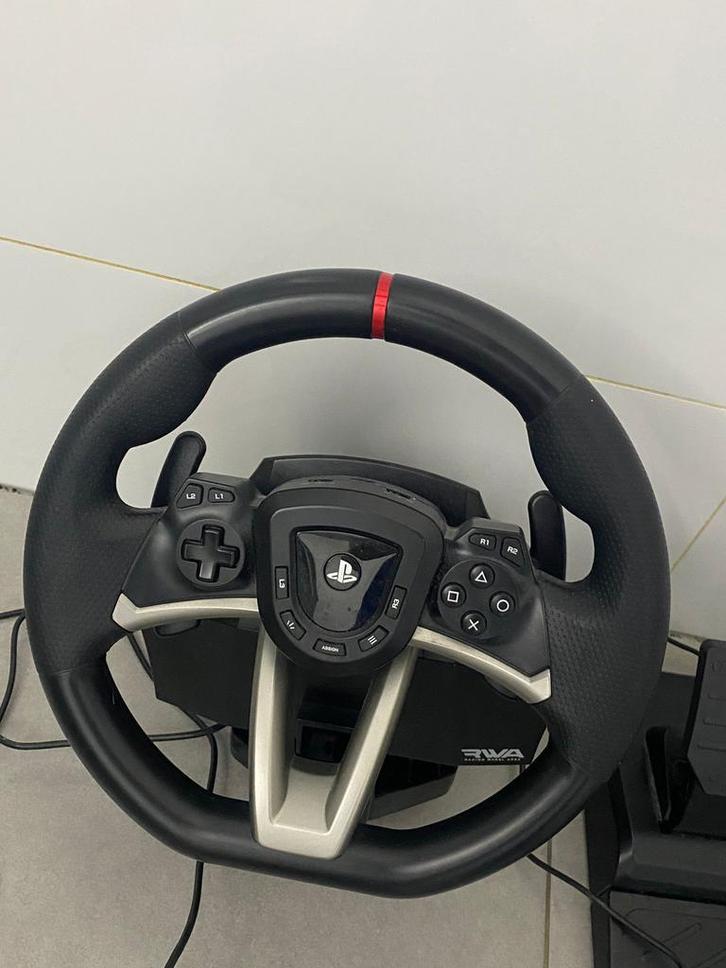 Racestuur en pedalen, Spelcomputers en Games, Spelcomputers | Sony PlayStation Consoles | Accessoires, Zo goed als nieuw, PlayStation 5