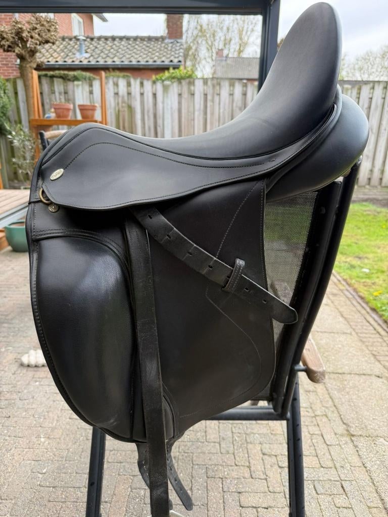 Dressuurzadel Kentaur Afrodite 17,5 inch, Dieren en Toebehoren, Ophalen, Zo goed als nieuw, Dressuur