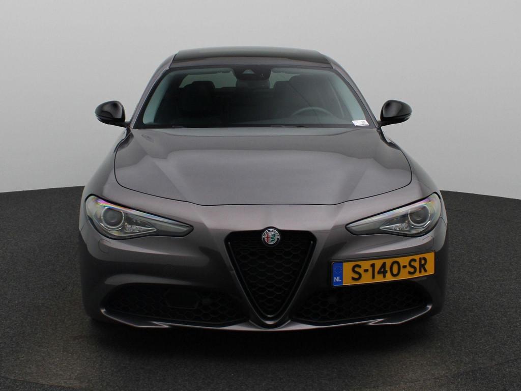 Alfa Romeo Giulia 2.0T B-Tech | Bi-Xenon Koplampen | Schuif/, Auto's, Alfa Romeo, Automaat, Achterwielaandrijving, Euro 6, 4 cilinders