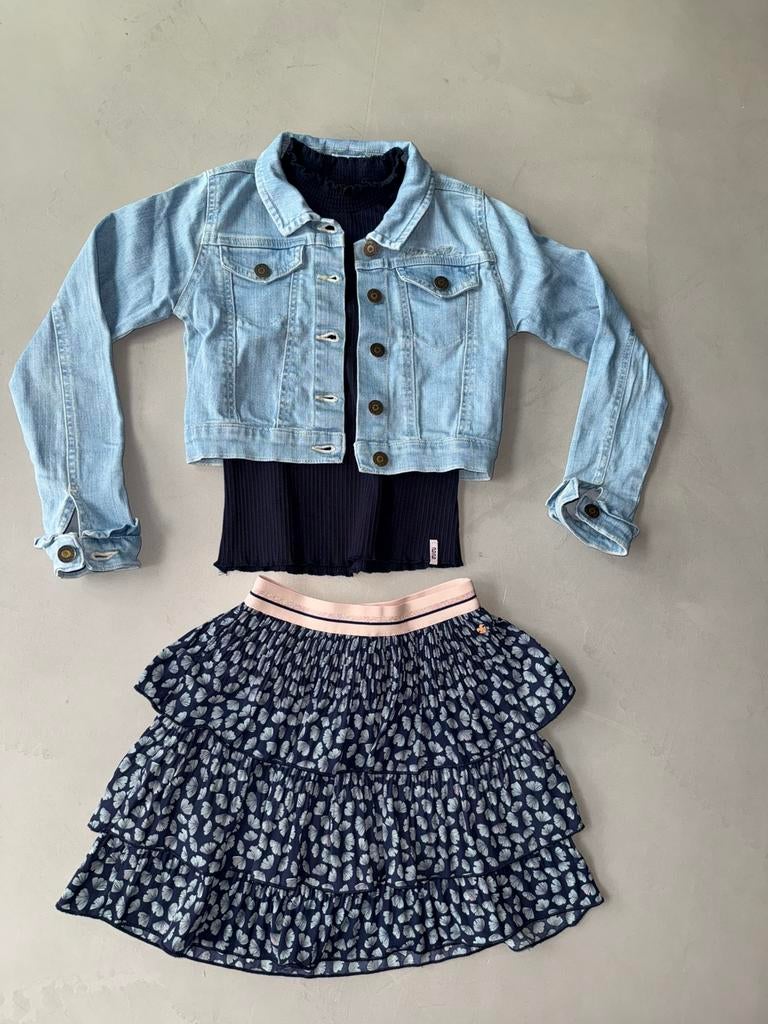 Nono en Like Flo maat 134/140, Kinderen en Baby's, Kinderkleding | Maat 134, Ophalen of Verzenden, Zo goed als nieuw, Meisje, Setje