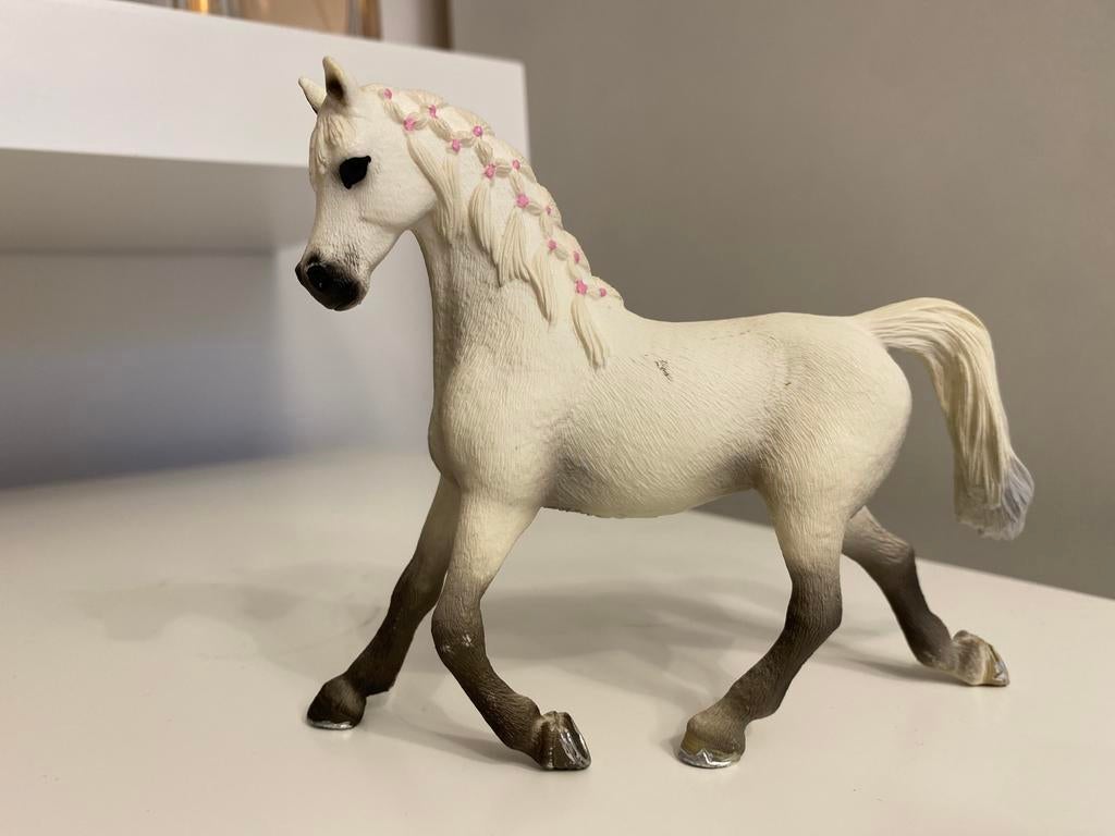Schleich Arabier Merrie ~ 13761, Verzamelen, Dierenverzamelingen, Ophalen of Verzenden, Zo goed als nieuw, Paard, Beeldje of Figuurtje