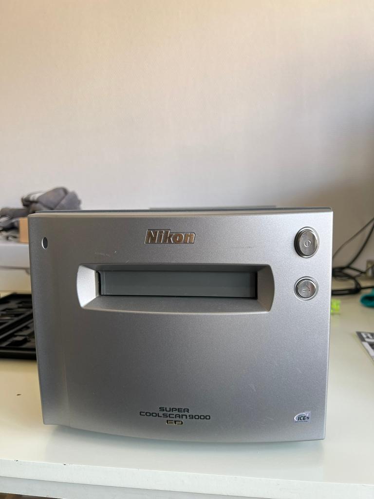 Nikon Coolscan 9000 + Houders, Computers en Software, Scanners, Gebruikt, Fotoscanner, MacOS, Windows, Ophalen