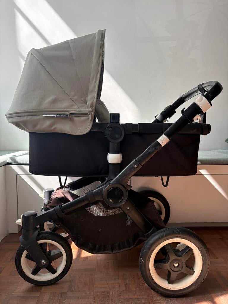 Bugabo Buffalo - olijfgroen/zwart, Kinderen en Baby's, Kinderwagens en Combinaties, Ophalen, Zo goed als nieuw, Kinderwagen, Bugaboo