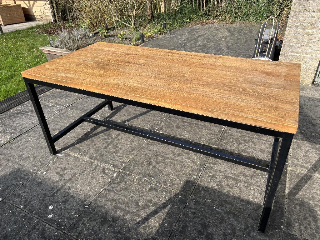 Industriële eettafel, Ophalen, Gebruikt, 50 tot 100 cm, Vijf personen of meer