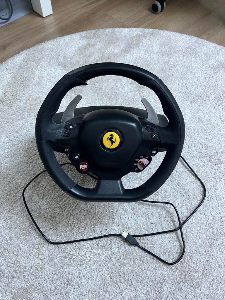 Thrustmaster Ferrari racestuur met pedalen, Spelcomputers en Games, 1 speler, Racen en Vliegen, Eén computer, Ophalen of Verzenden