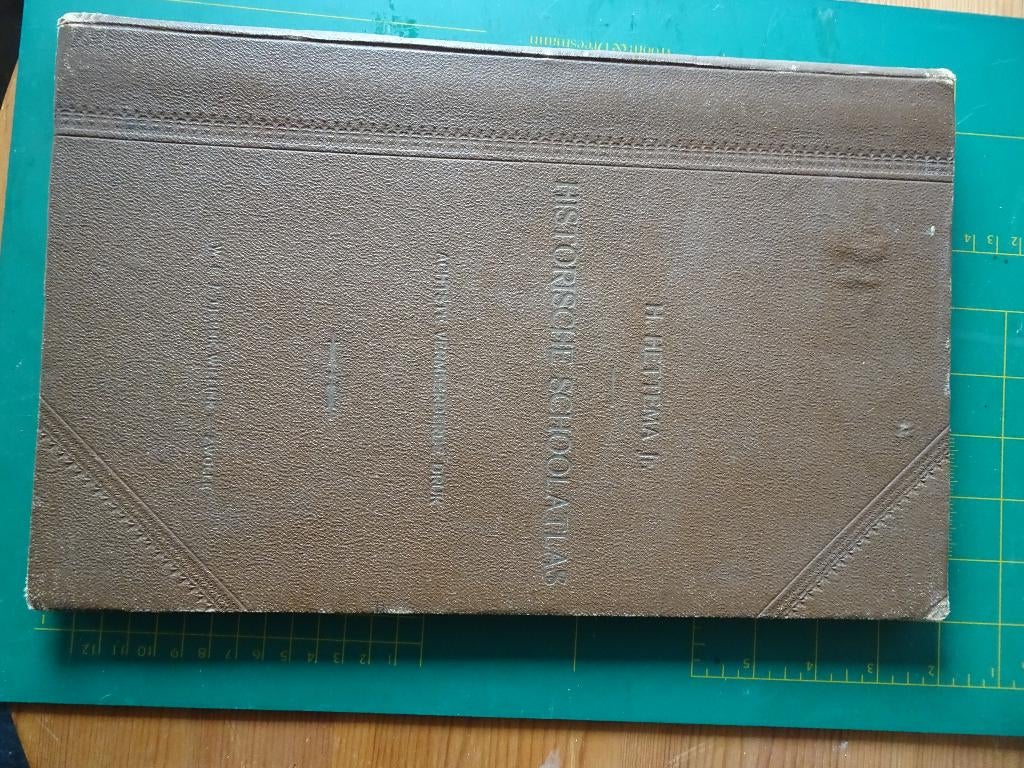 Oude Atlassen, Boeken, Atlassen en Landkaarten, Gelezen, Diverse, Overige atlassen, Ophalen of Verzenden