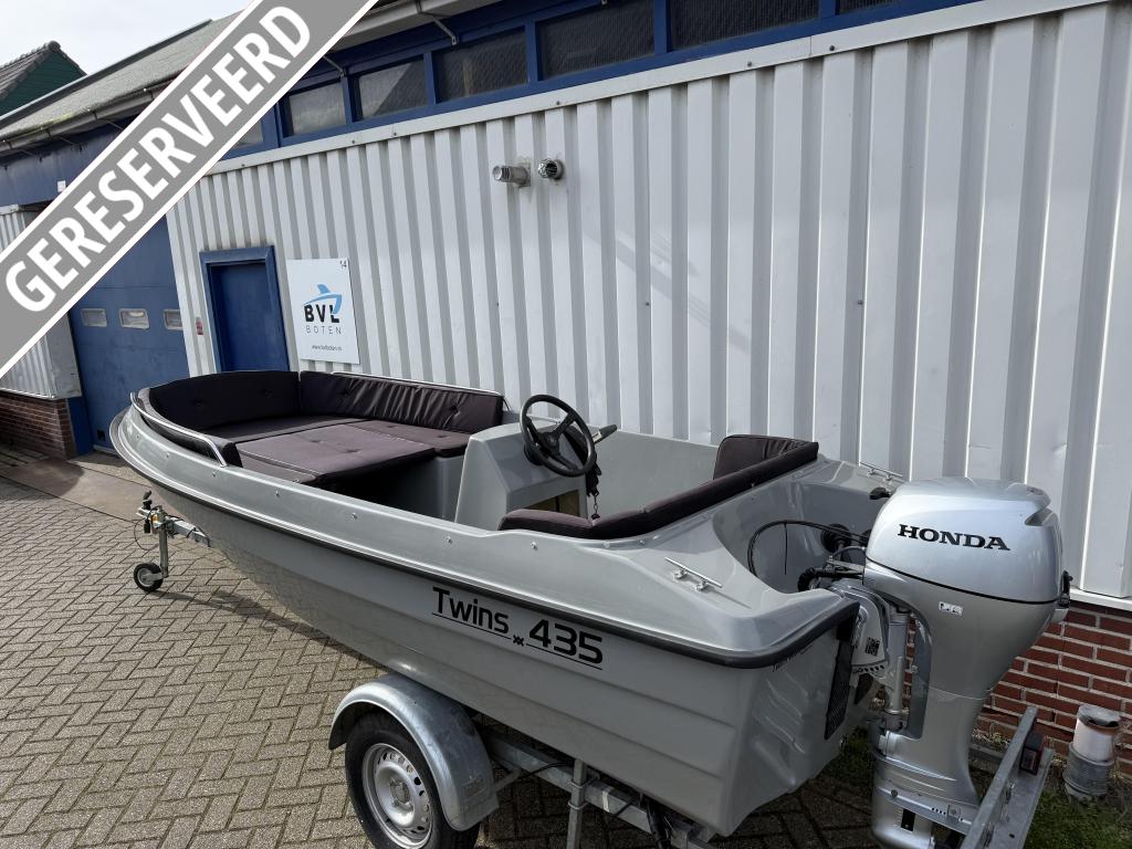 Prachtige Seafinder 435 Twins sloep Honda Kussenset, Niet ingevuld, Tot 10 pk, Niet ingevuld, Zo goed als nieuw