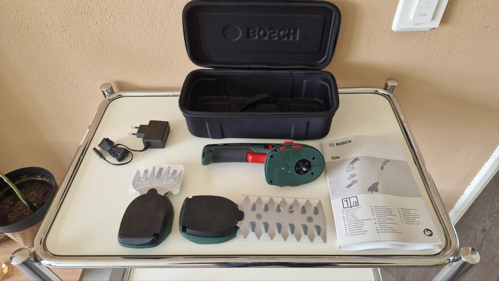Bosch ISIO III Accu Gras- en struikschaar, Tuin en Terras, Ophalen of Verzenden, Nieuw, Accu, Bosch
