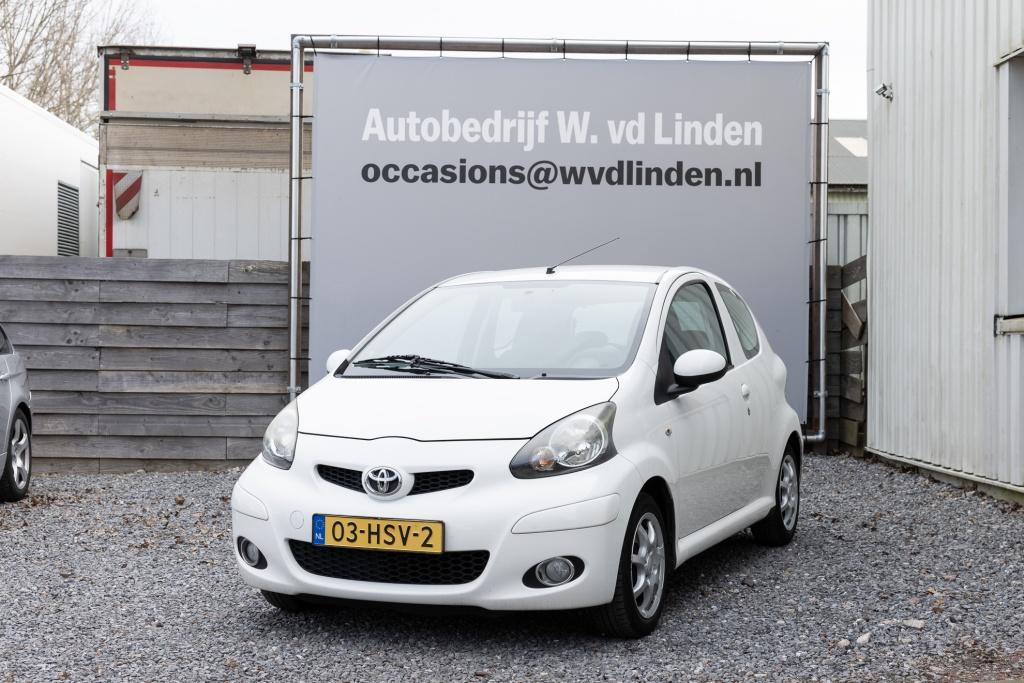 Toyota Aygo 1.0-12V Comfort (bj 2009), Auto's, Gebruikt, 4 stoelen, Origineel Nederlands, Bedrijf