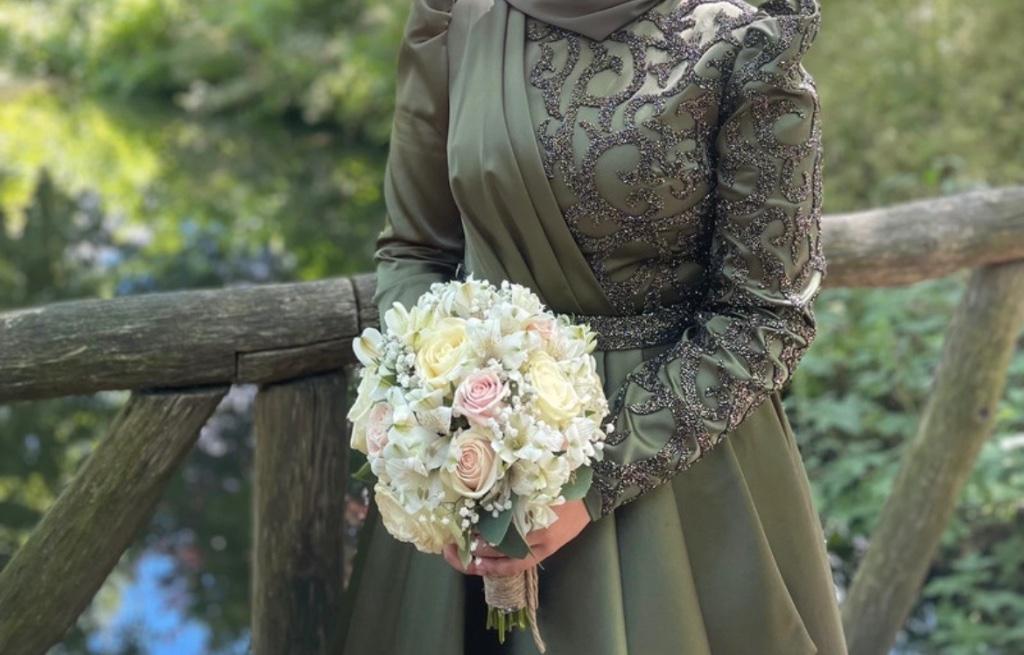 Mooie galajurk maat L – ideaal voor bruiloft of gala, Kleding | Dames, Trouwkleding en Trouwaccessoires, Ophalen, Trouwjurk, Seasonstyle