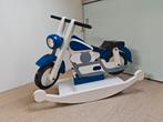 Houten hobbelmotor blauw wit, Ophalen