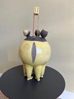 May den Arend, keramiek, " Stoelendans" " De hoogste plek", Ophalen