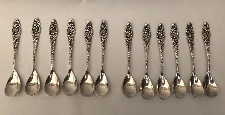 12   Verzilverd lepeltjes, Antiek en Kunst, Antiek | Bestek, Ophalen of Verzenden