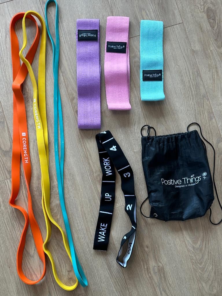 Resistance bands bundle (5–35 kg), Sport en Fitness, Fitnessmaterialen, Ophalen of Verzenden, Zo goed als nieuw, Weerstandband