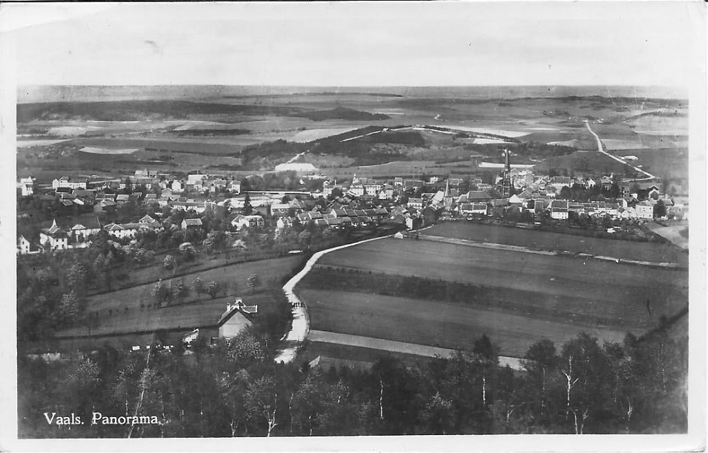 Vaals Panorama., Ophalen of Verzenden, 1940 tot 1960, Gelopen, Limburg