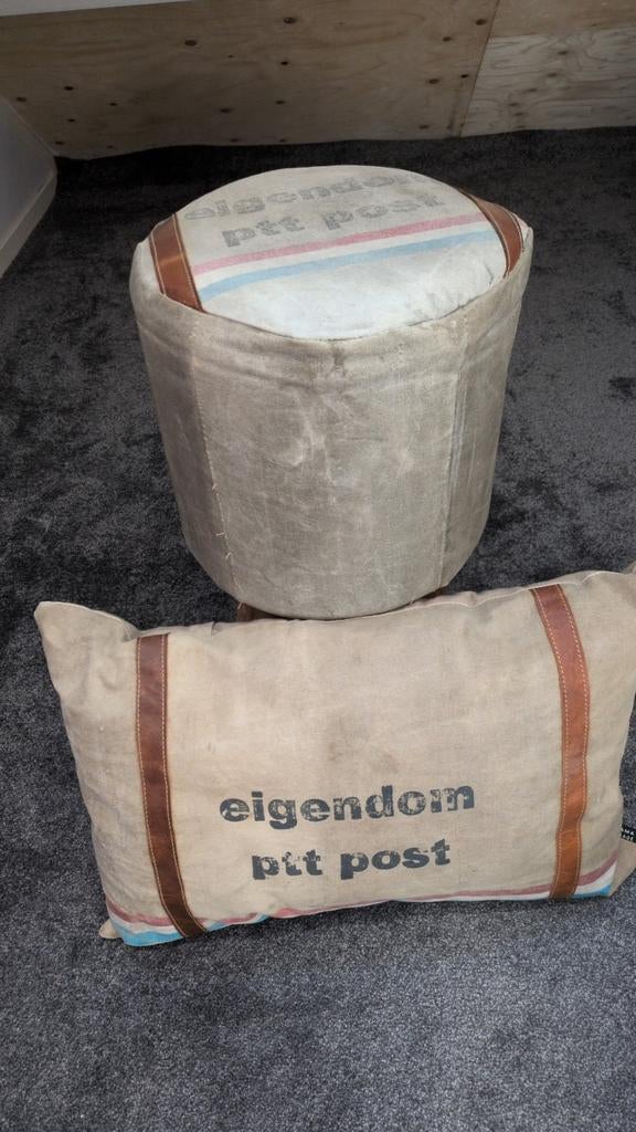 Uniek setje: krukje en kussen van PTT postzakken, Ophalen, Gebruikt, Stof, Vintage, Industrieel, Landelijk